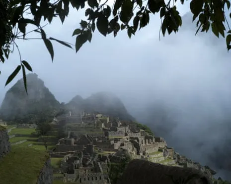 Rocks on Train Tracks Trap Hundreds of Tourists en route to the Inca Citadel
